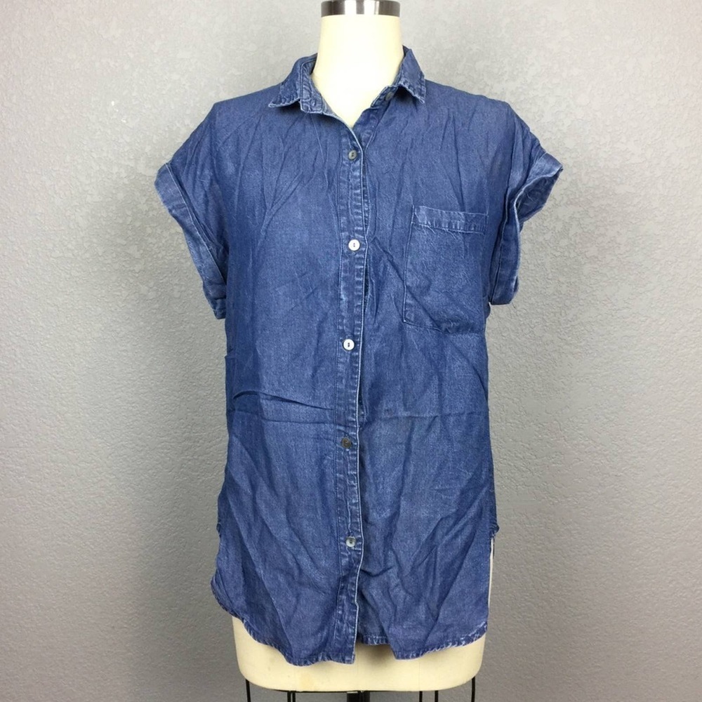 •Just Living• Chambray Button Down